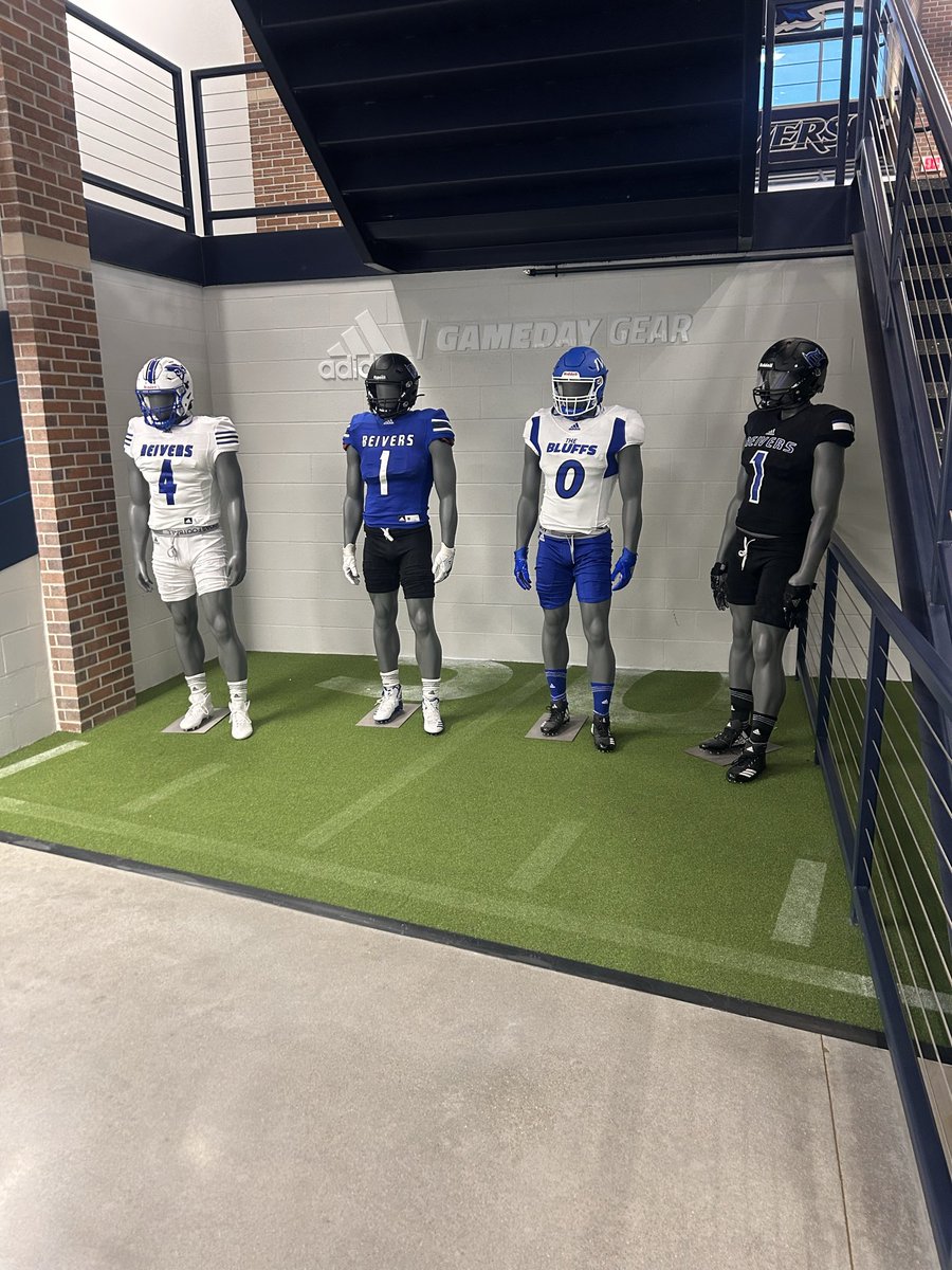 Had a great time <a href="/IowaWesternCC/">Iowa Western</a> 

Thank you for the tour! <a href="/dariusmoore07/">Coach D Moore</a> <a href="/CoachAaronTerry/">Aaron Terry</a>