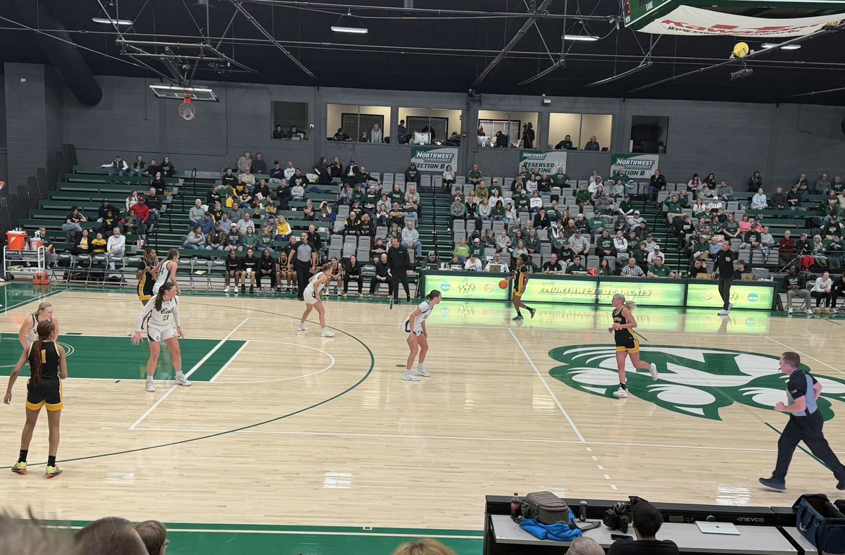 Josef Sigrist 🏀⛳️ tweet media