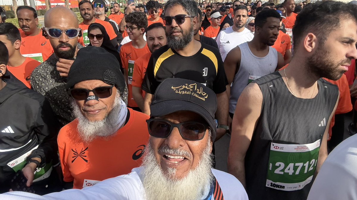 AlbaniAlghamdi's tweet photo. يوم السبت 31 يناير 2026 شاركت في ماراثون الرياض 26 في سباق 10 كم . الحمد لله الذي منحني الصحة والعافية وانا في هذا العمر اشارك في سباق الماراثون. تحياتي 
@Saudi_SFA @S_Travelers_KSA https://t.co/F4DE2Dmql8