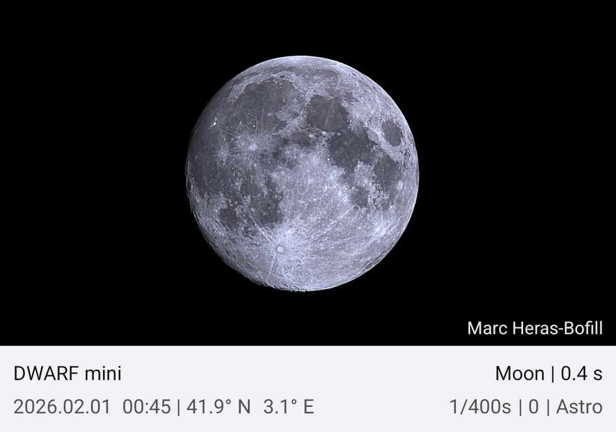 marc_heras's tweet photo. Una mica d'astronomia pel cap de setmana. 
Aprofitant la nit serena i apuntant el #dwarfmini a 4 objectes diferents per anar-li trobant el truc.
És increïble el que es pot fer amb un enginy tant petit. https://t.co/gFvaH0mxId