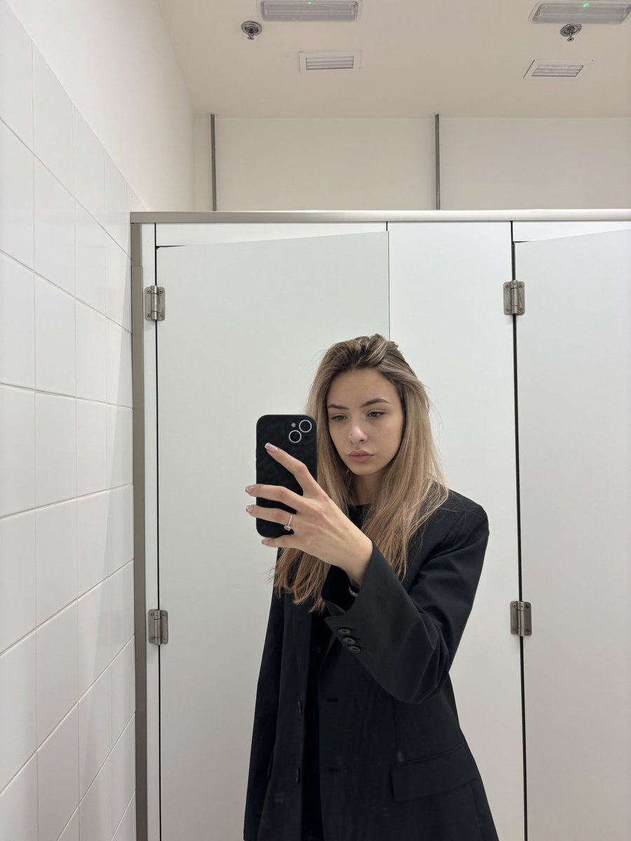 destroyer tweet media