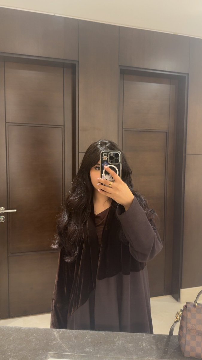 qtrbnt148's tweet photo. طفشااااانه🥺 https://t.co/7GhlOJ3YOr