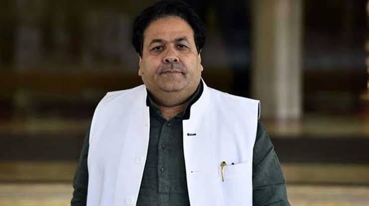 सरकार किसी की भी हो , 
बजट कोई भी पेश करे ,

फायदे में हमेशा राजीव शुक्ला जी रहेंगे।