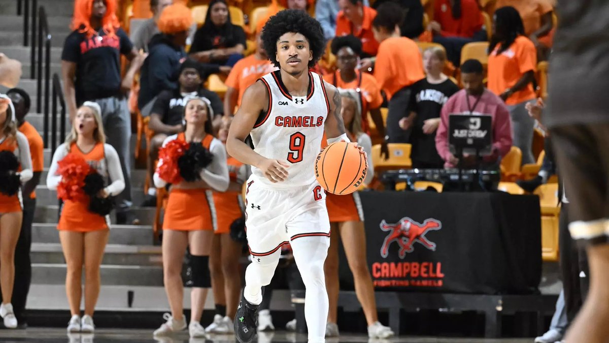 T3Bracketology's tweet photo. DJ Smith, in @GoCamelsMBB road win at William &amp; Mary:

🐪39 points (season high, 4th 30 piece)
🐪3 rebounds
🐪2 steals
🐪6 threes

One of the best scorers in CBB. https://t.co/teIVpflJTs