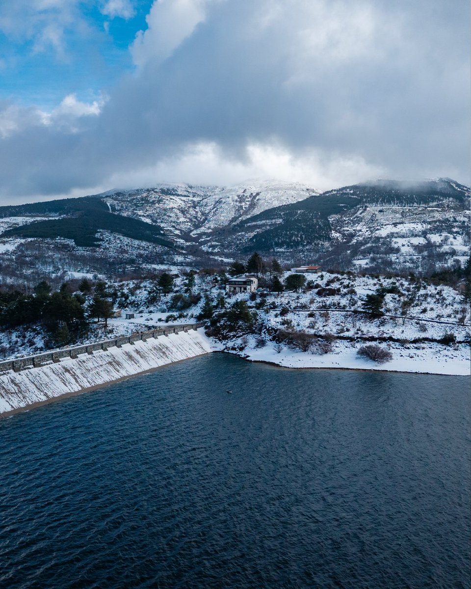 Victorsanchezga's tweet photo. ¿Islandia? No, #Salamanca. https://t.co/QGgbwjpAgD