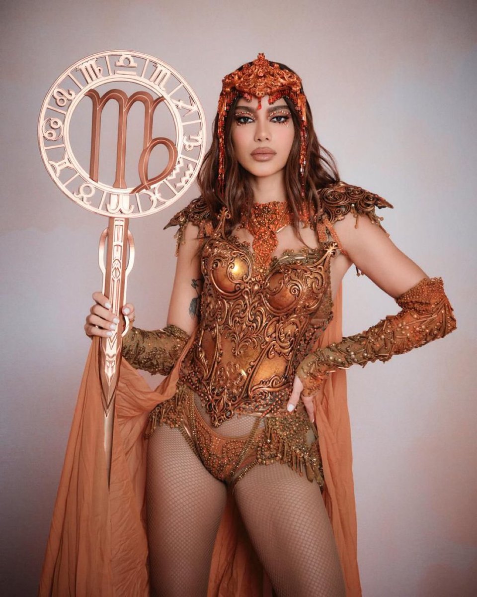 choquei's tweet photo. 🚨FAMOSOS: Anitta prontíssima com signo de Virgem para Ensaios de Carnaval da cantora. https://t.co/zVbY8bmy3I