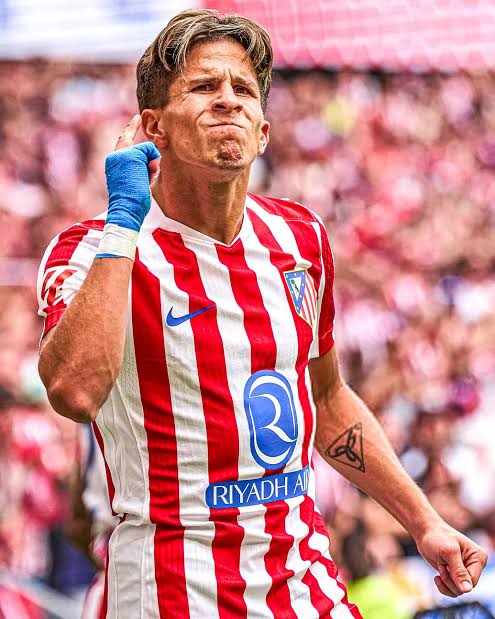 REY CHOLO tweet media