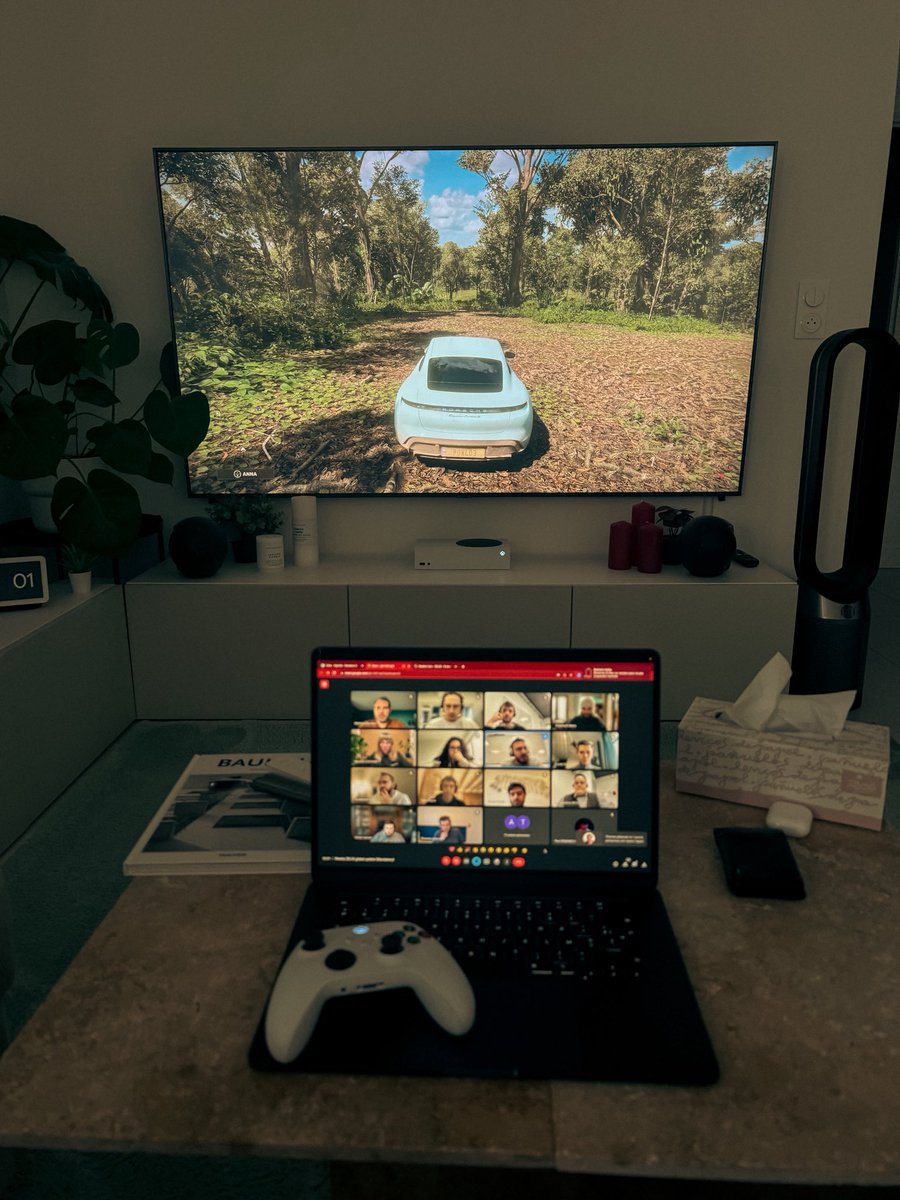 Powlisher tweet media