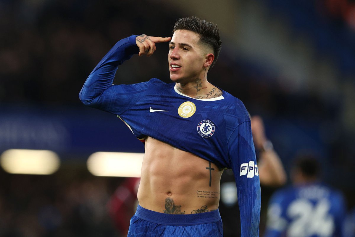 StakeFootball's tweet photo. 🚨🚨| Enzo Fernández for Chelsea this season:

• 35 matches played 
• 11 goals scored 
• 4 assists provided 

Best midfielder in the world currently 🔥🤔 https://t.co/w1G0SQu1WE