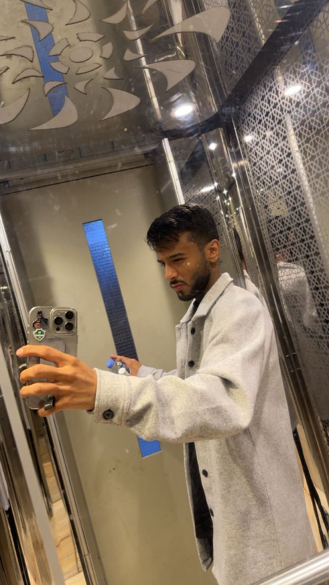 Meshal tweet media