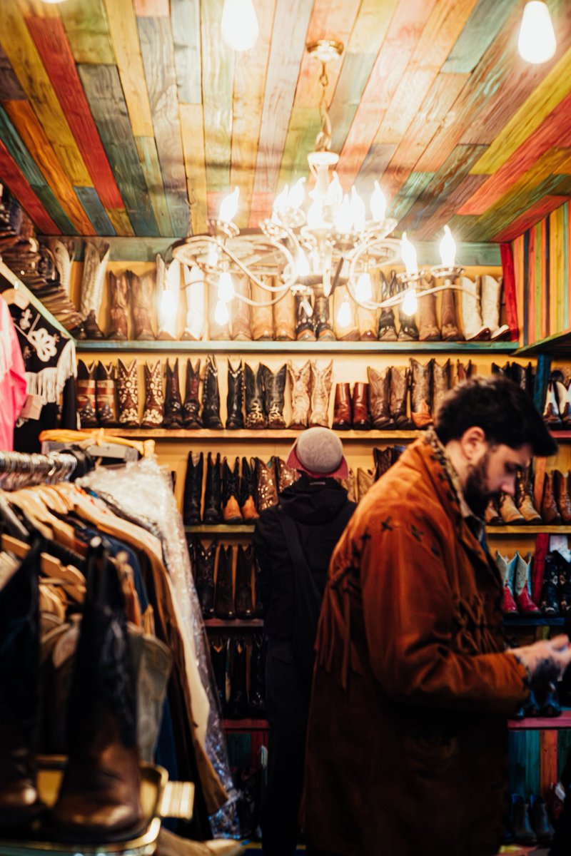 tylerjpierret's tweet photo. a wander around the barras https://t.co/AkftFG9ndC