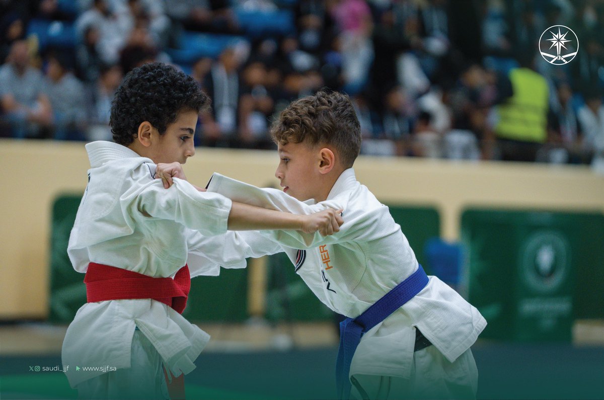 Saudi_JJF's tweet photo. منافسات اليوم الأول من بطولة أبها 🥋
حضور تنافسي مميز في أول بطولات ٢٠٢٦ 🇸🇦
#الاتحاد_السعودي_للجوجيتسو https://t.co/UYTKePmkcd