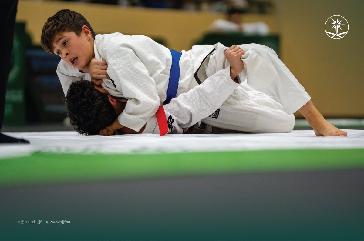 Saudi_JJF's tweet photo. منافسات اليوم الأول من بطولة أبها 🥋
حضور تنافسي مميز في أول بطولات ٢٠٢٦ 🇸🇦
#الاتحاد_السعودي_للجوجيتسو https://t.co/UYTKePmkcd