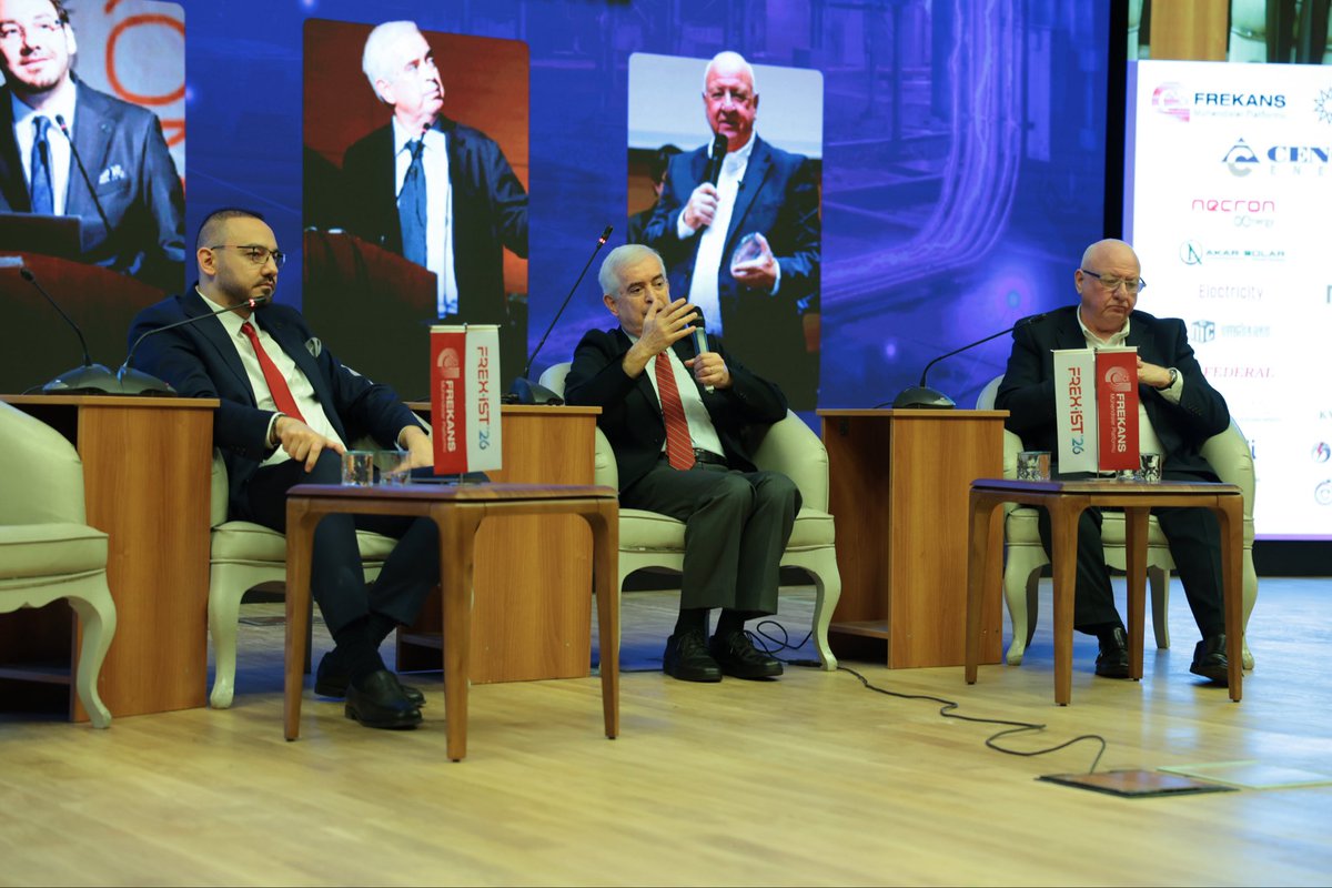 frex_26's tweet photo. ⚡ FREX-IST’26 Rüzgar Gibi Geçti!

Paneller tamamlandı, tartışmalar yapıldı, gelecek masaya yatırıldı.
Enerjiden dijital dönüşüme, altyapıdan iletişime uzanan bu buluşmada; bilgi, vizyon ve mühendislik bir araya geldi.

Katılan tüm konuşmacılarımıza ve katılımcılarımıza teşekkür ederiz. Birlikte daha güçlü, daha ileri!

#FREXIST26
#FrekansMühendislerPlatformu
#BirlikteGüçlü #Mühendislik
#GeleceğiKonuşuyoruz
