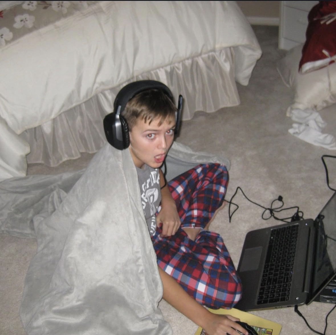 SpookyLuke tweet media