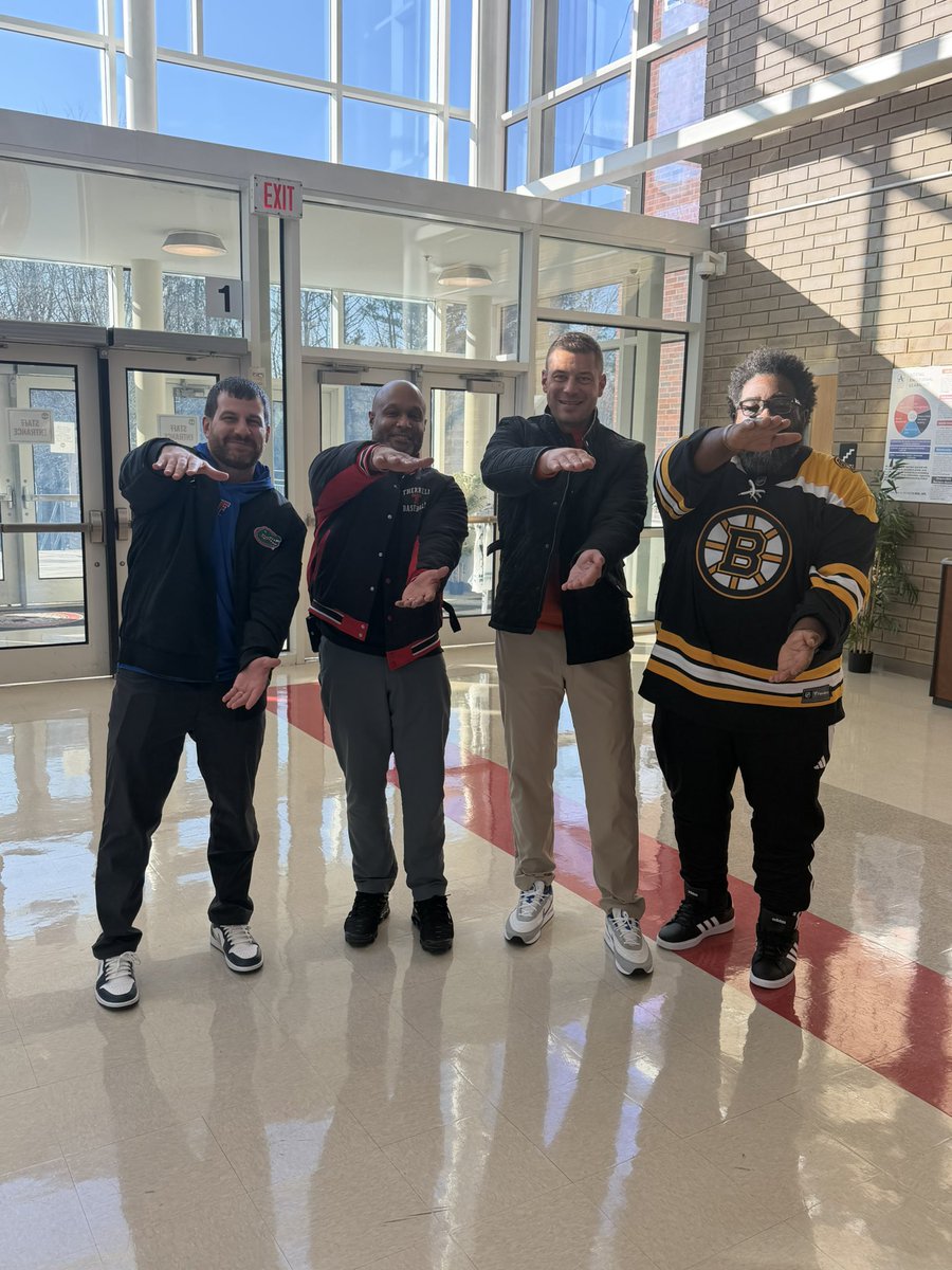CoachMbj's tweet photo. Great Days on the Trail.
We appreciate HC Sumrall
&amp; DC Gasparato from the University of Florida, for stopping  by Panther Trail yesterday. 

@CoachJonSumrall 
@CoachGasparato 
@GatorsFB 
@DMTherrellFB https://t.co/yFlmpBfFTQ