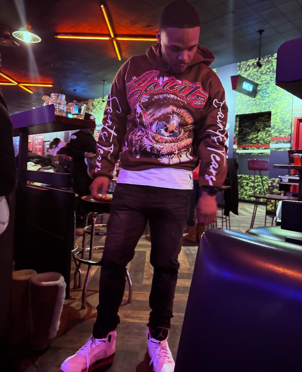 double💯 tweet media