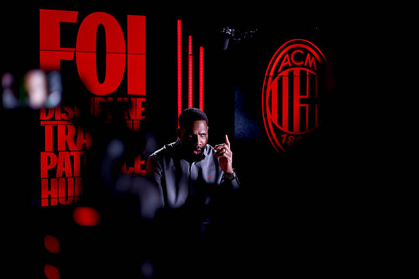 🗣️ Maignan spoke to <a href="/MilanTV/">Milan TV</a>: "I’m very, very happy. It’s a renewal we’d been waiting for a long time: it took patience, but we had it. I’m very, very happy. I feel good in Milan, and my family does too. I wish many beautiful things for the Milan fans and for my family as well. I