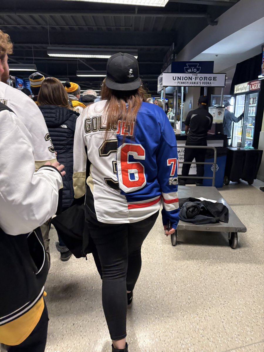 No Context Pittsburgh tweet media