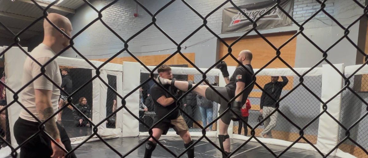 English Ben tweet media