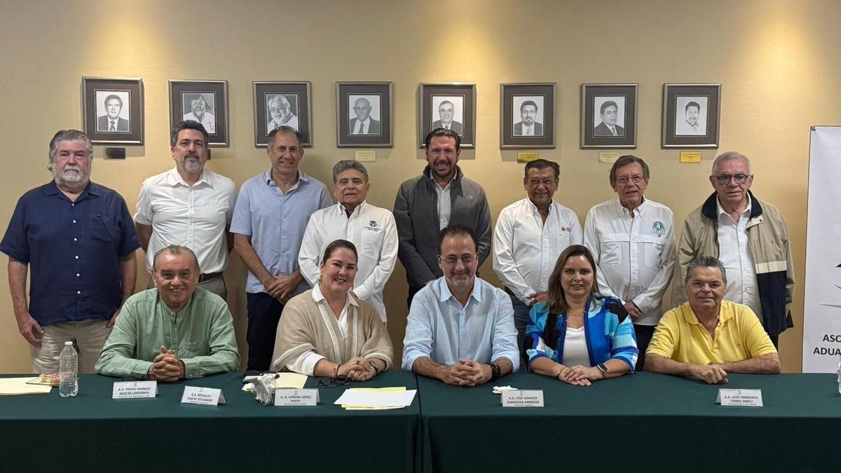 AAA_Yucatan's tweet photo. El día de ayer, 30 de enero, recibimos al Presidente de la @CAAAREM , A.A. José Ignacio Zaragoza Ambrosi @ignaquiz , quien impartió una plática informativa sobre la reforma a los Estatutos, con la valiosa participación de las Asociaciones de Ciudad del Carmen y Subteniente López. https://t.co/YWU8pf8gUk
