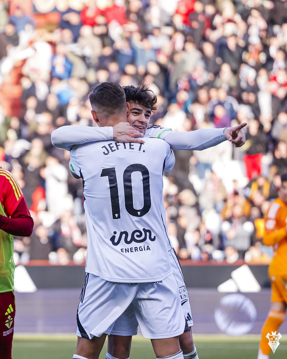 𝟯𝟯 puntos 🤍

Os repetimos el numerín, si queréis 😜