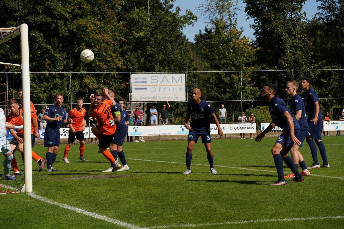ron_beurskens's tweet photo. 🔜 MASV – Wittenhorst

Zondag 14:00 uur | Arnhem

Tijd om te laten zien waar we voor staan. 💪⚽

#MASVWIT #VierdeDivisie https://t.co/qzC48a0vAs