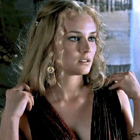 visegrad24's tweet image. Helen of Troy in 2004 and in 2026.