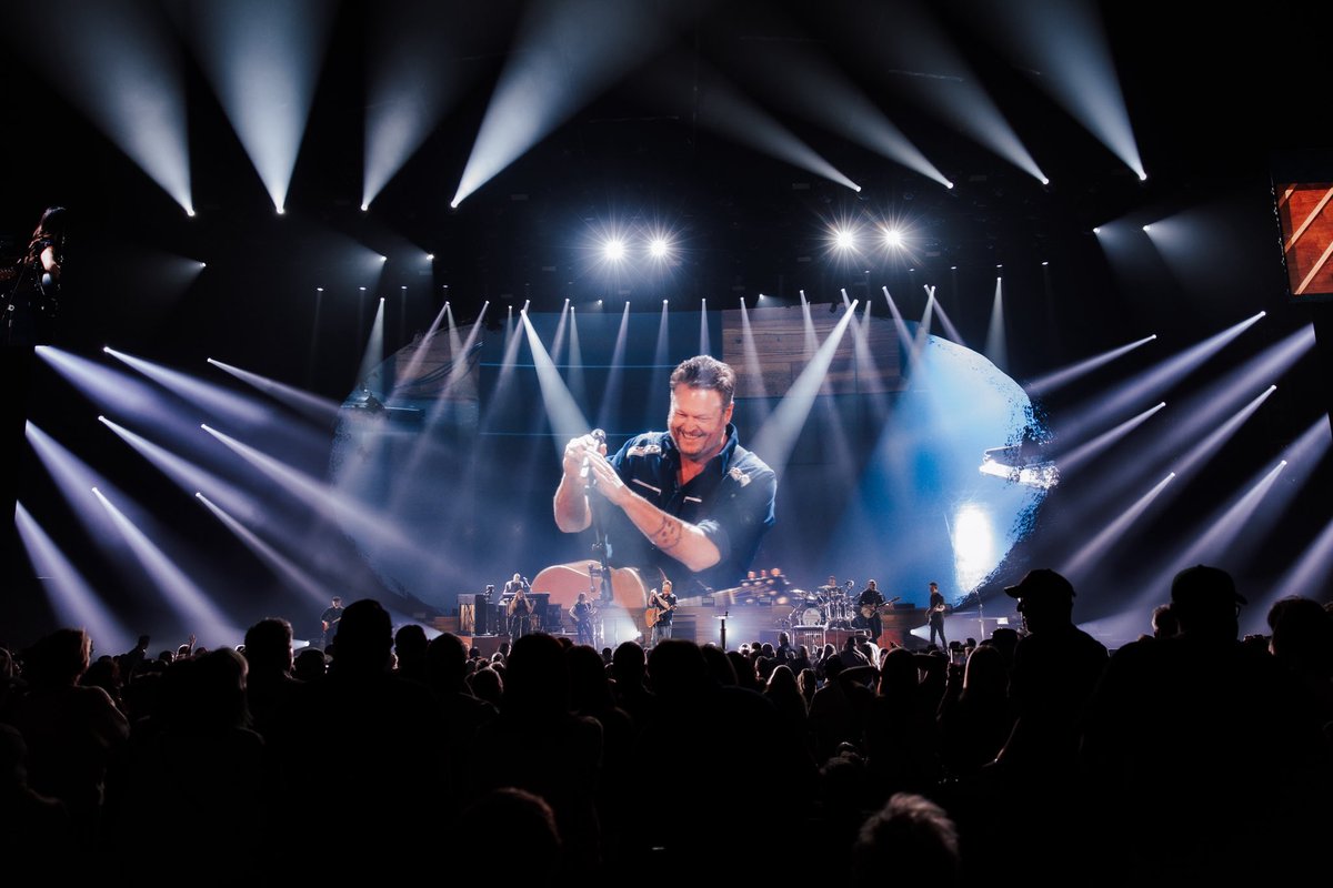 blakeshelton tweet picture