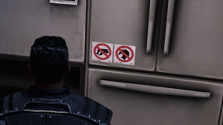 sceebedee's tweet photo. i'm crying who put guns and turians in the fridge https://t.co/vDFvWkHIOb