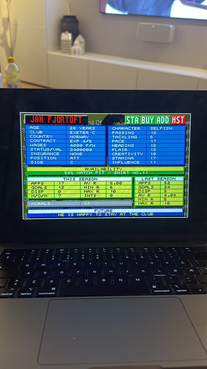 Tiger_Ninja's tweet photo. @JanAageFjortoft Brukbart fornøyd med innsatsen så langt! #CM94 https://t.co/7lTYb9oh7L