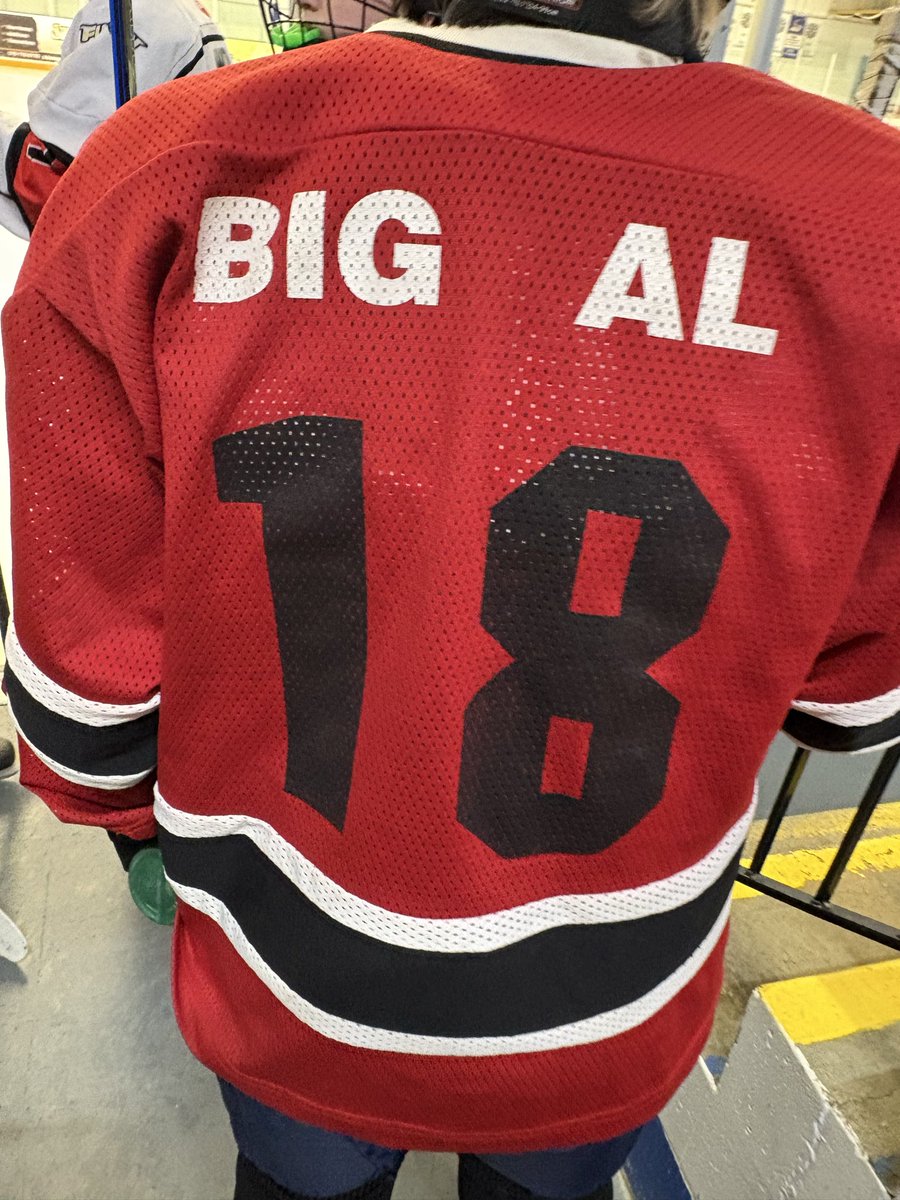 Steve Lake tweet media