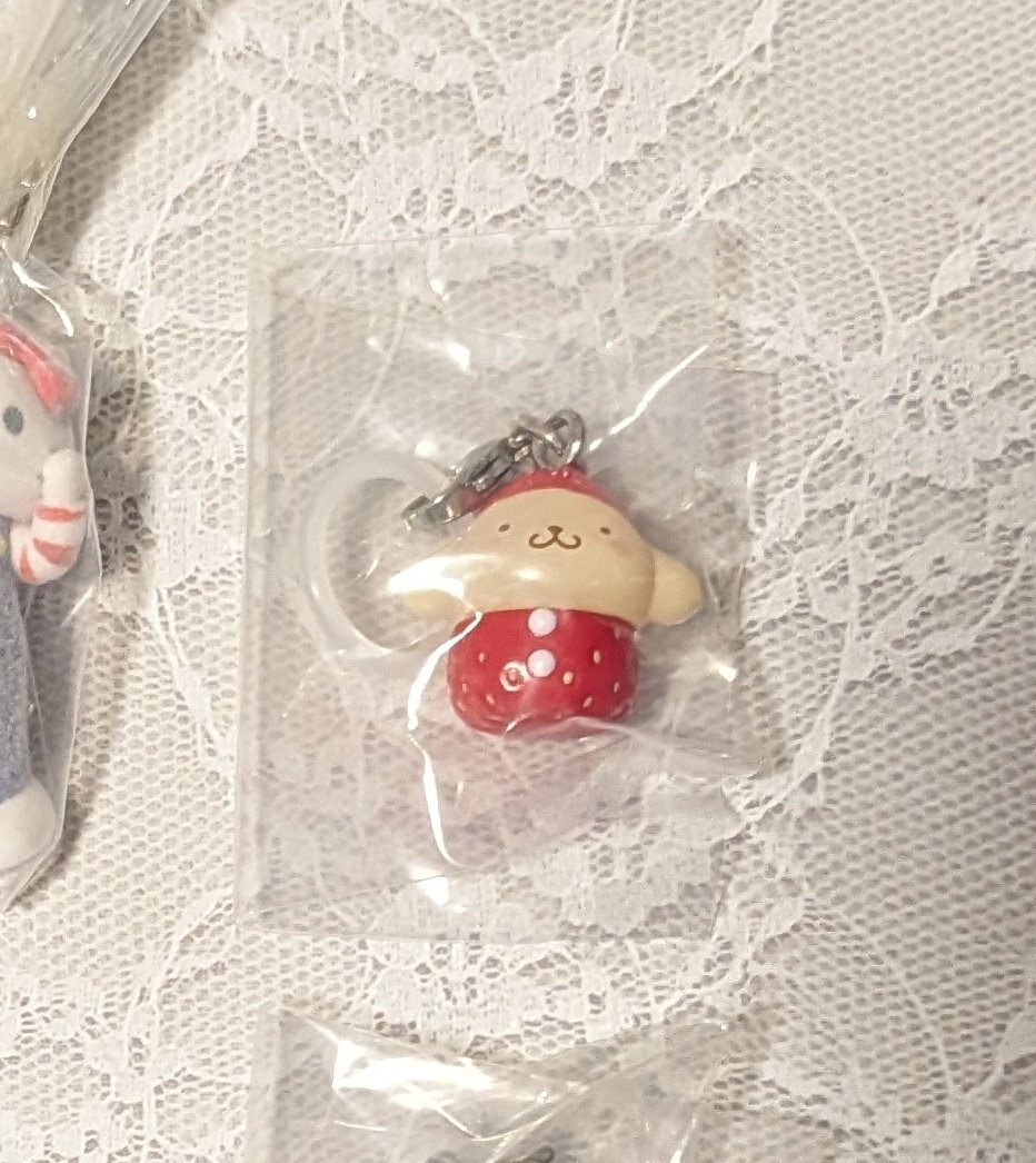 mkcdduf's tweet photo. 【交換】サンリオ いちご めじるしアクセサリー

譲）ポムポムプリン
求）シナモン シナモロール

2/1ピューロお手渡し
お気軽にお声掛けください。 https://t.co/dvxJnJjSOm
