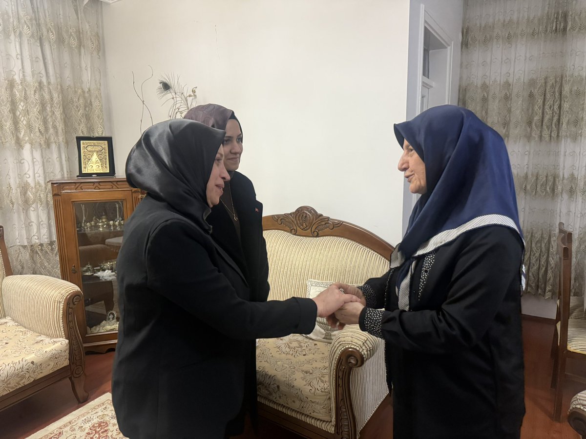 Zehra AY tweet media