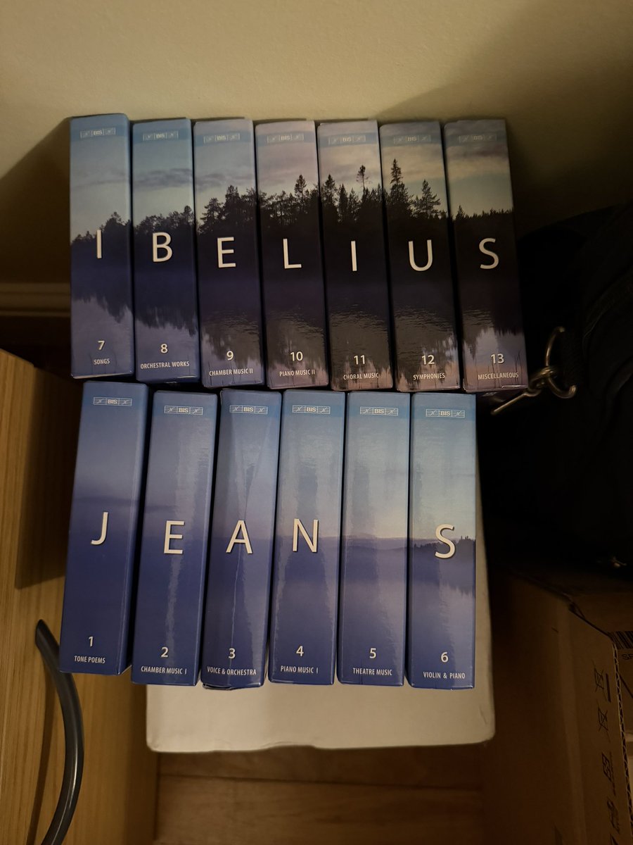 Robert Flute tweet media