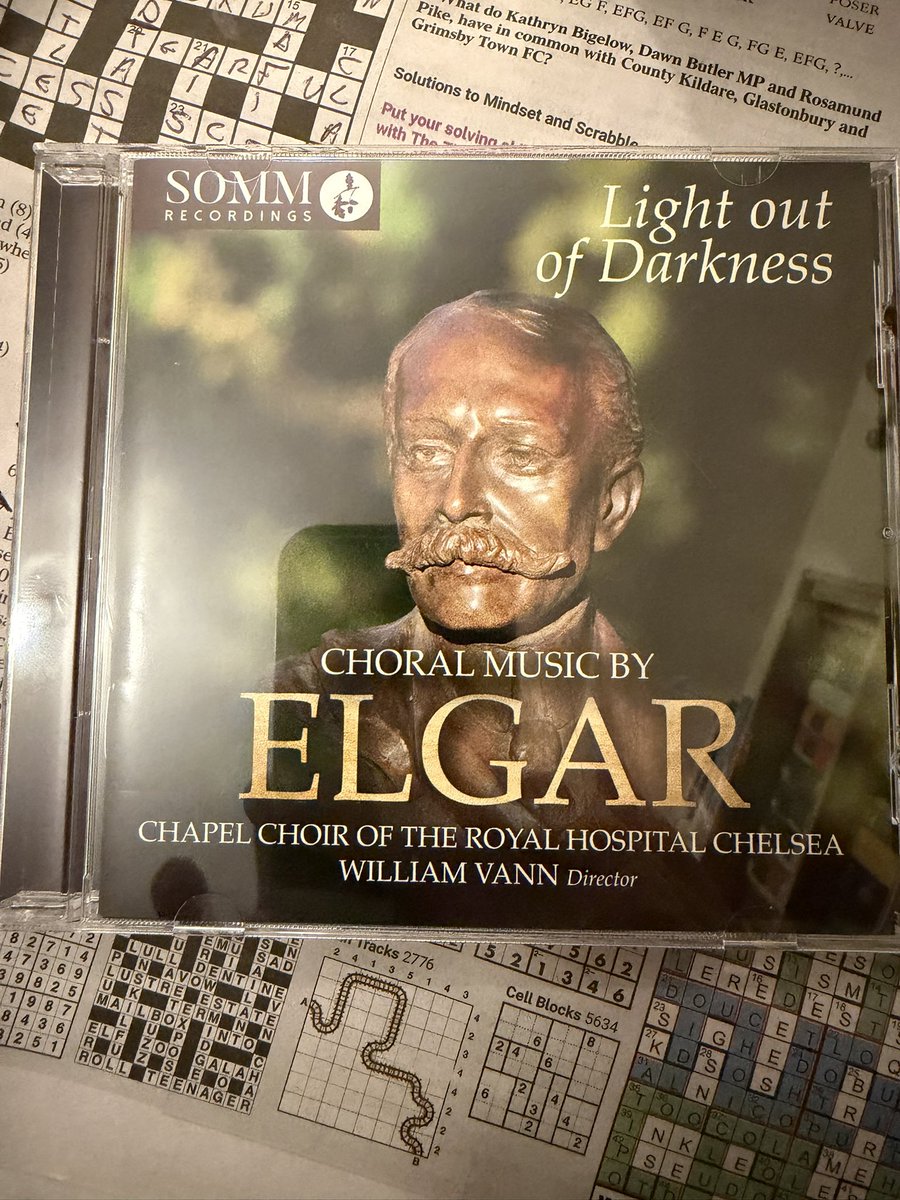 Robert Flute tweet media