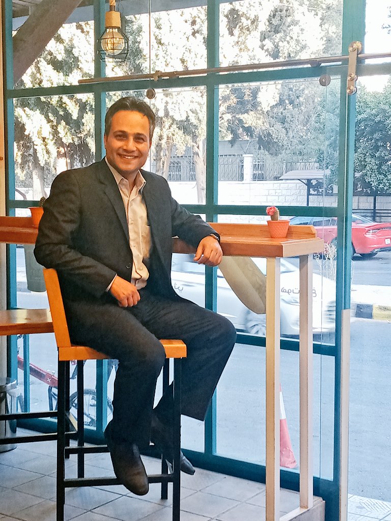 I once went to an outdoor cinema. I forgot the name of the film, but I remember that I was happy that day.