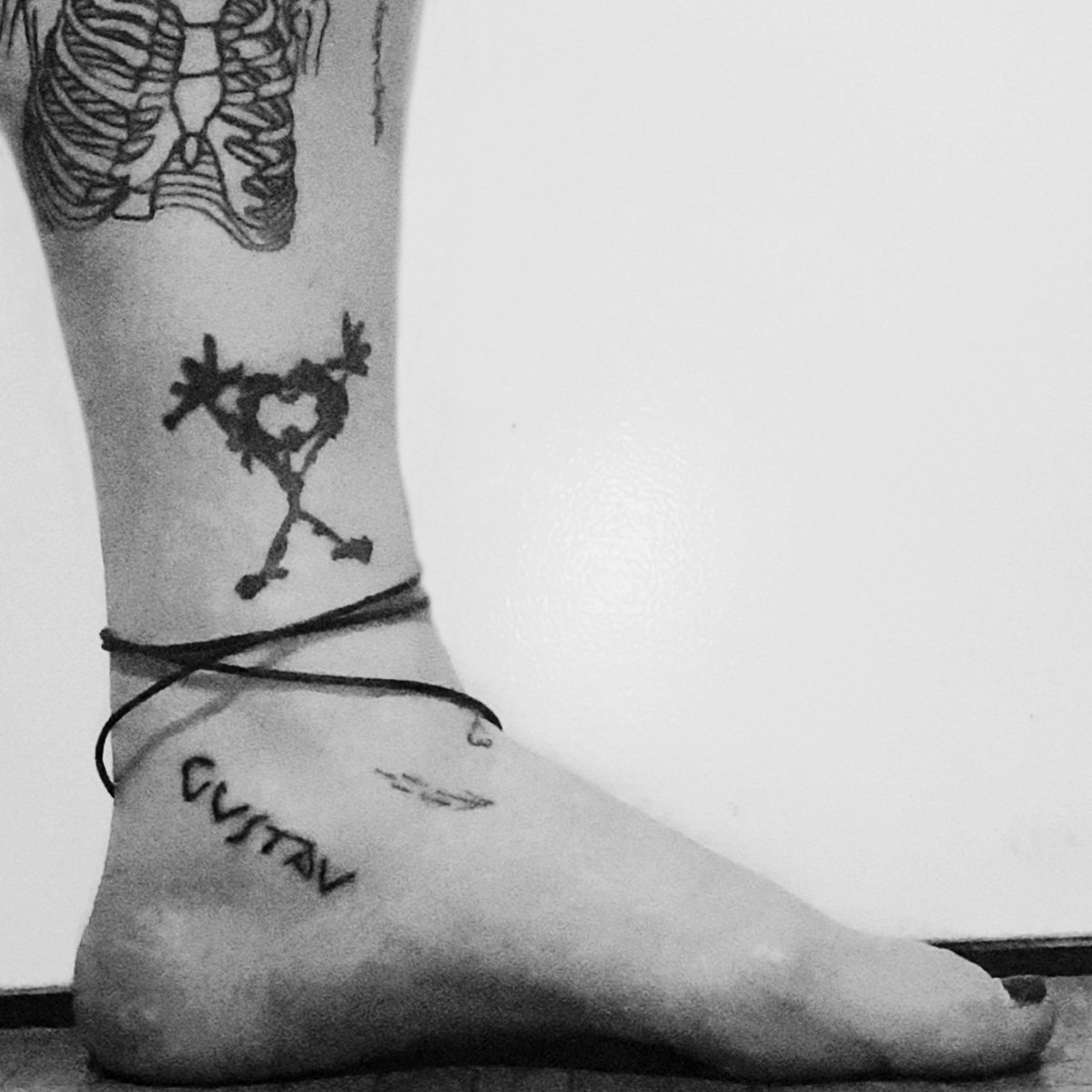 Cinnamon Fraize Tatoo tweet media