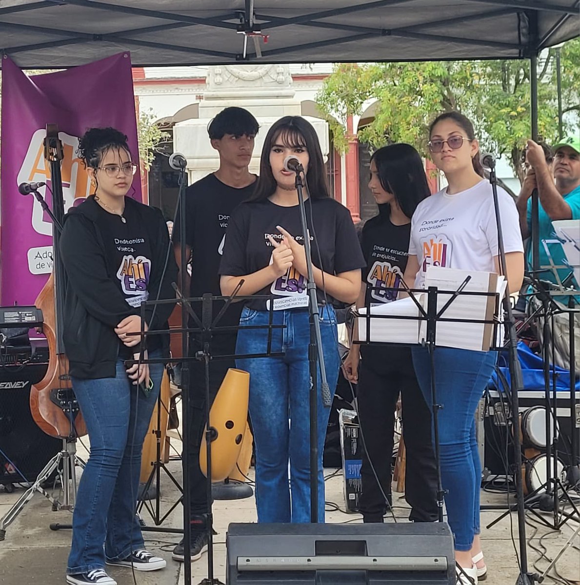 tiempo21cuba's tweet image. El parque Maceo de la ciudad de #LasTunas es el escenario escogido para el lanzamiento de la campaña "Ahí es: adolescencias libres de violencias machistas". #NoMás 
✍📷Evelyn Charité