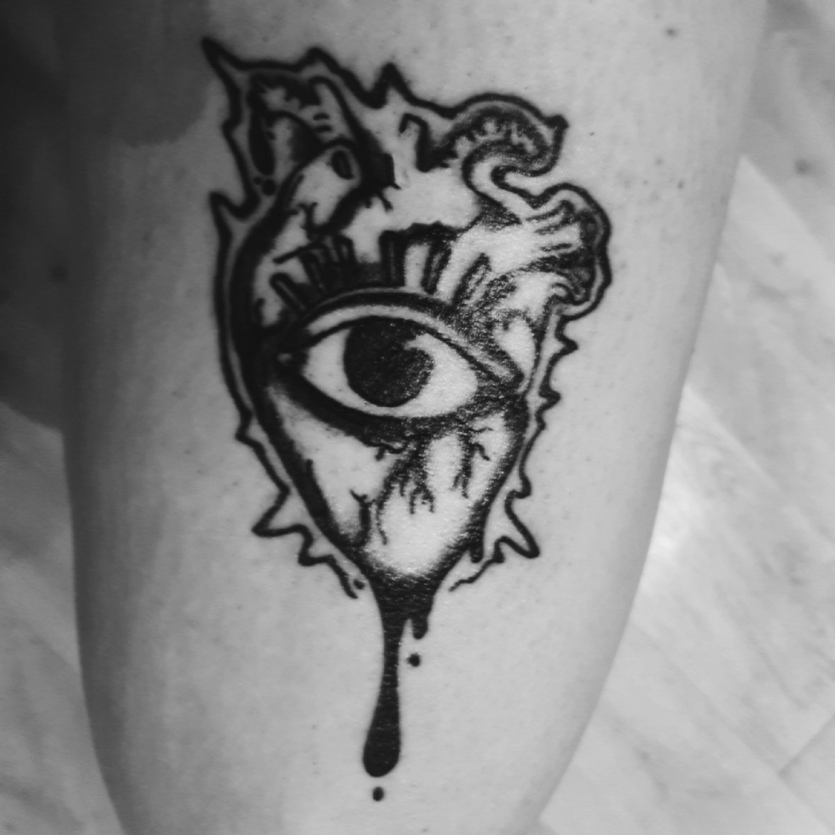 Cinnamon Fraize Tatoo tweet media