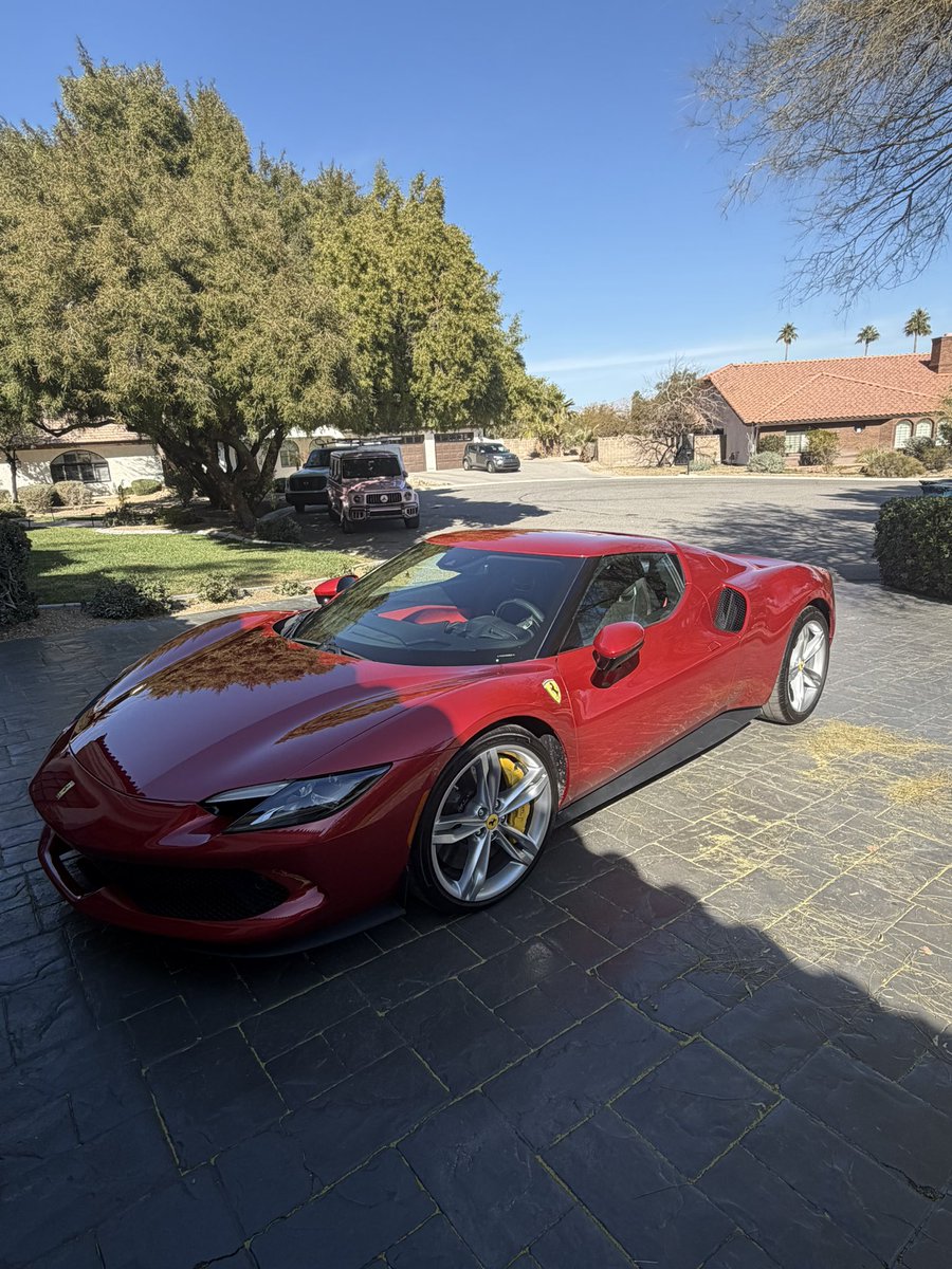 Bryce Hall tweet media