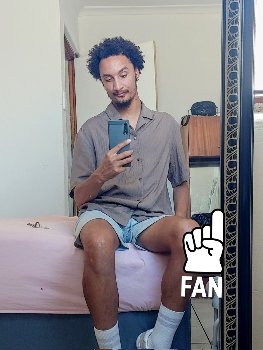 messy hair, ion care 💁🏽‍♂️🪮