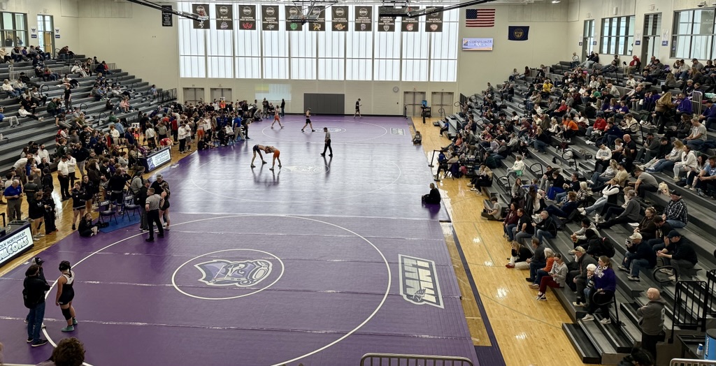 🚨EMC CONFERENCE WRESTLING🚨

Shoutout to our LNW Girls &amp; Boys Wrestling Teams for being a GREAT host and representation of LNW today‼️

A great day for all our athletes, LNW, LPS, &amp; The EMC‼️ #GoFalcons