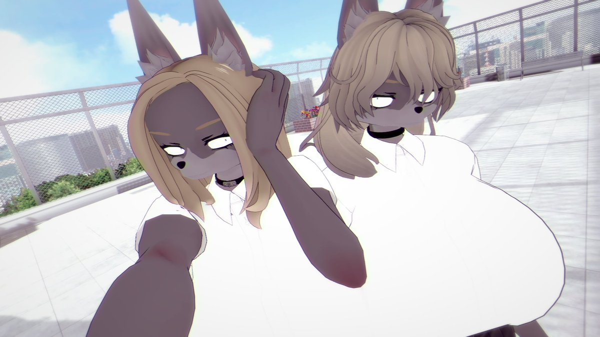 Snakegelion's tweet photo. sister's selfie https://t.co/Xe729N2zgC