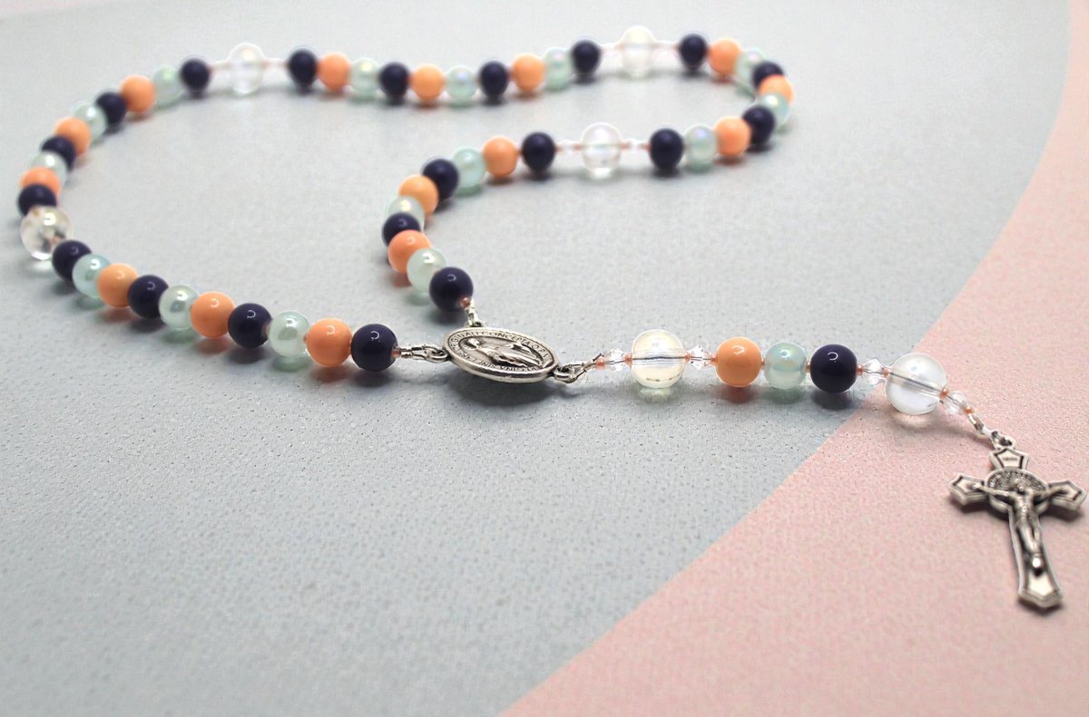 mapleandhemlockrosaries tweet media