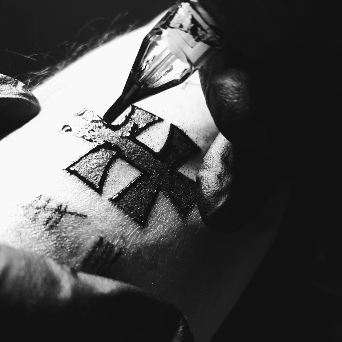 Cinnamon Fraize Tatoo tweet media