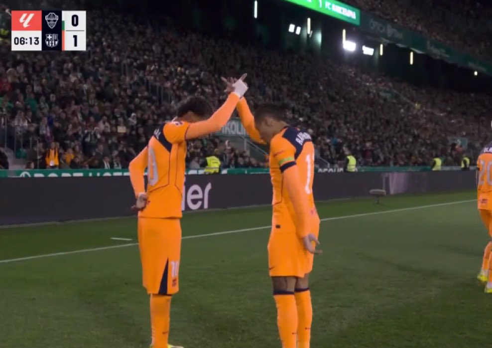 Yamal’s aura celebration 🔥✨
The kid knows he’s HIM 🔥💎