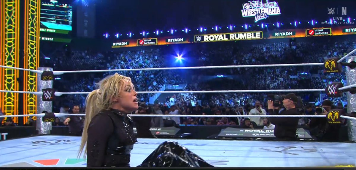 Wrestlelamia.com tweet media