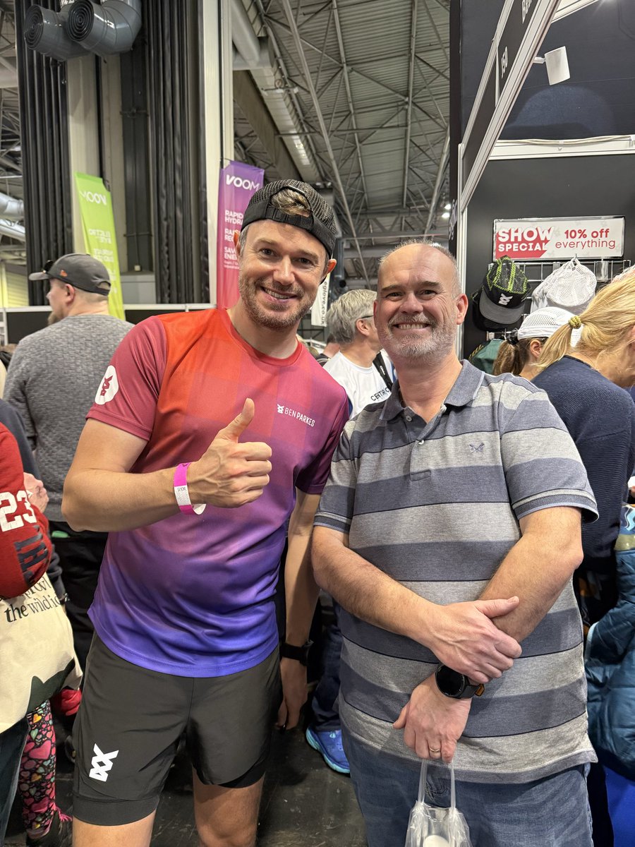 MuchosTwittos's tweet photo. Great to bump into @benparkes at the @nationalrunshow today https://t.co/gbG5SLXit9