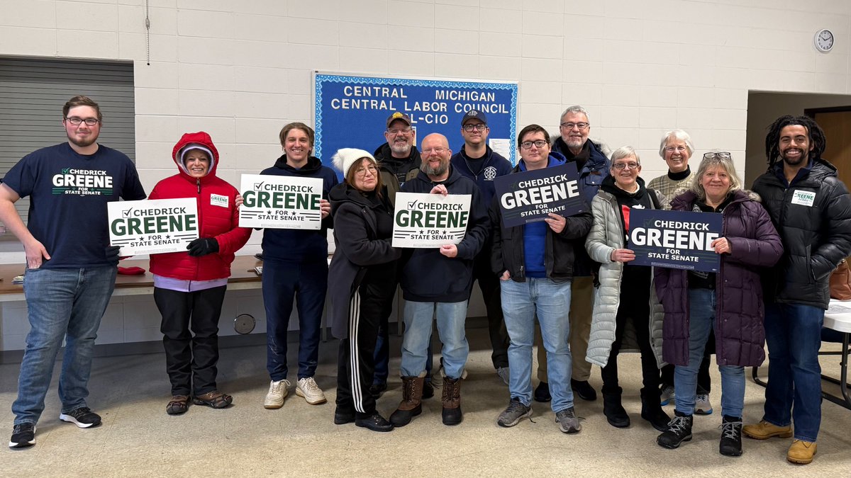 ChedrickGreene's tweet photo. I could not do this without help. Thank you to our amazing volunteers who knocked doors and made calls to make sure our neighbors in Midland &amp; Bay know the working class, real-world leadership I bring to the table.
#SD35 #SpecialElection #Vote by #Feb3 https://t.co/t3M5BGZvbd